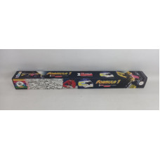 LAMINAS PARA COLOREAR Y COLGAR X2 +6 LAPICES FORMULA 1 -UNIESCO