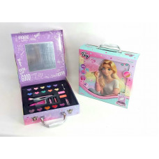 VALIJA DE MAQUILLAJE TINY CON AROMA 27X27X8cm 3382