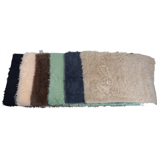 ALFOMBRA POLIESTER PELO LARGO COLORES SURTIDOS 50X80cm   51317