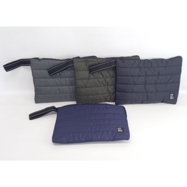 FUNDA NOTEBOOK NUBE XL 37X29CM CON MANIJA COLORES CLASICOS 4600